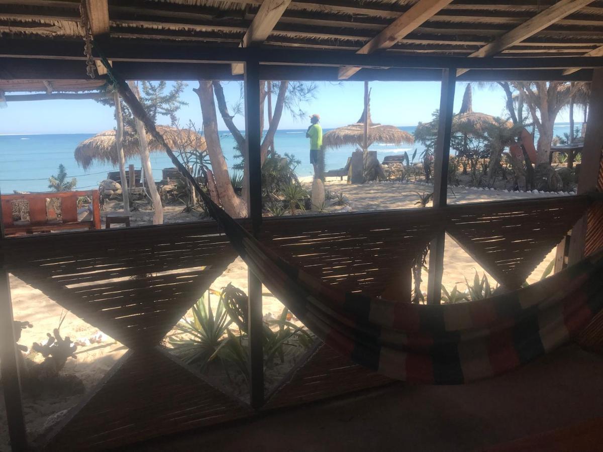Hotel Mada Surf Ranch Anakao Exteriér fotografie